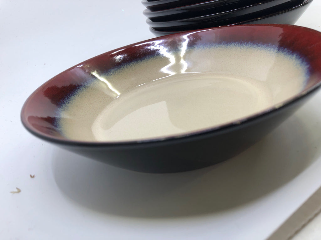 10 RED AND CREAM PFALTZGRAFF SHALLOW BOWLS.