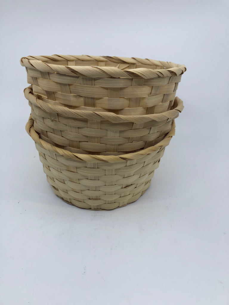 3 SMALL BASKETS.