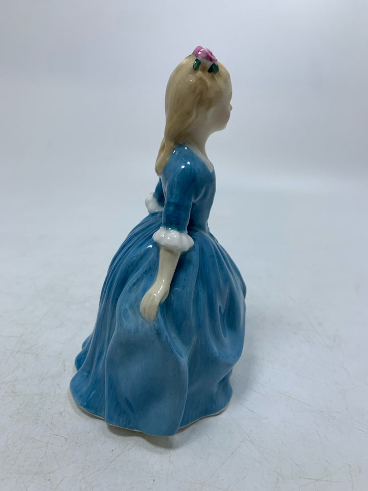 VTG PORCELAIN "CHILD FROM WILLIAMSBURG" FIGURINE.