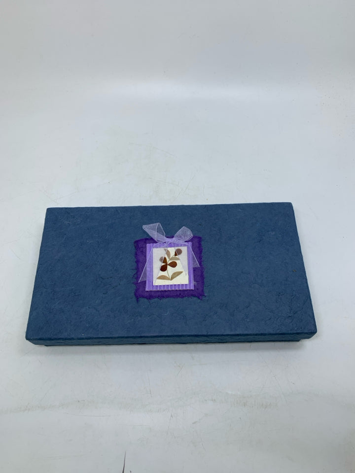 12 HANDMADE NEW NOTECARDS IN BLUE PAPER BOX.