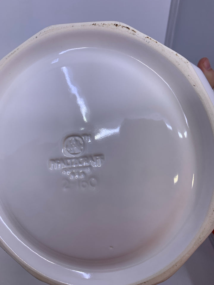 4 PC CHRISTMAS HERITAGE.