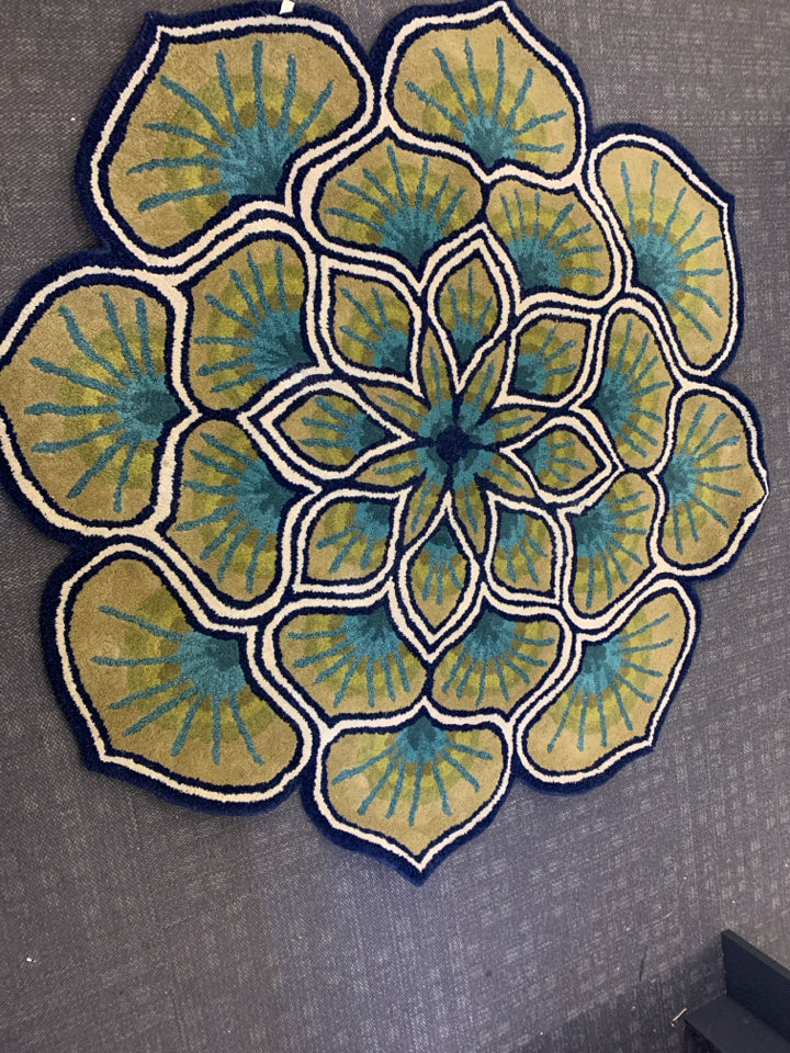 BLUE AND GREEN LOTUS FLOWER SHAPED RUG.