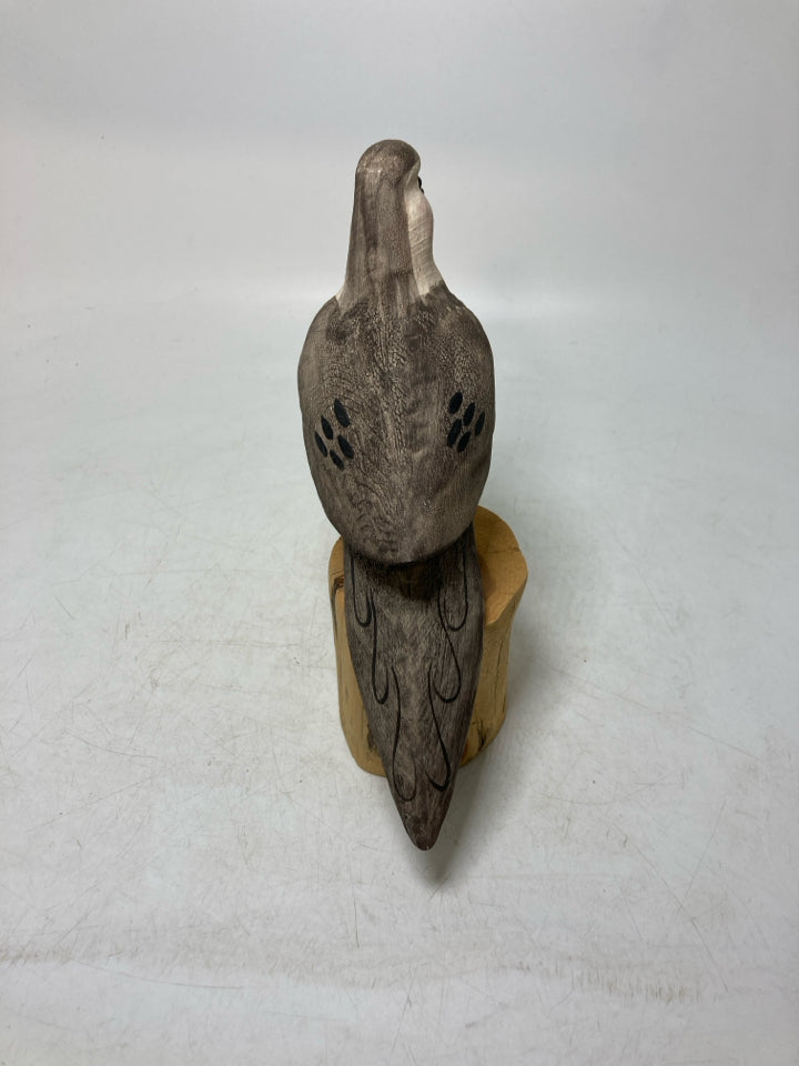 CARVED/PAINTED MORNING DOVE ON STUMP.