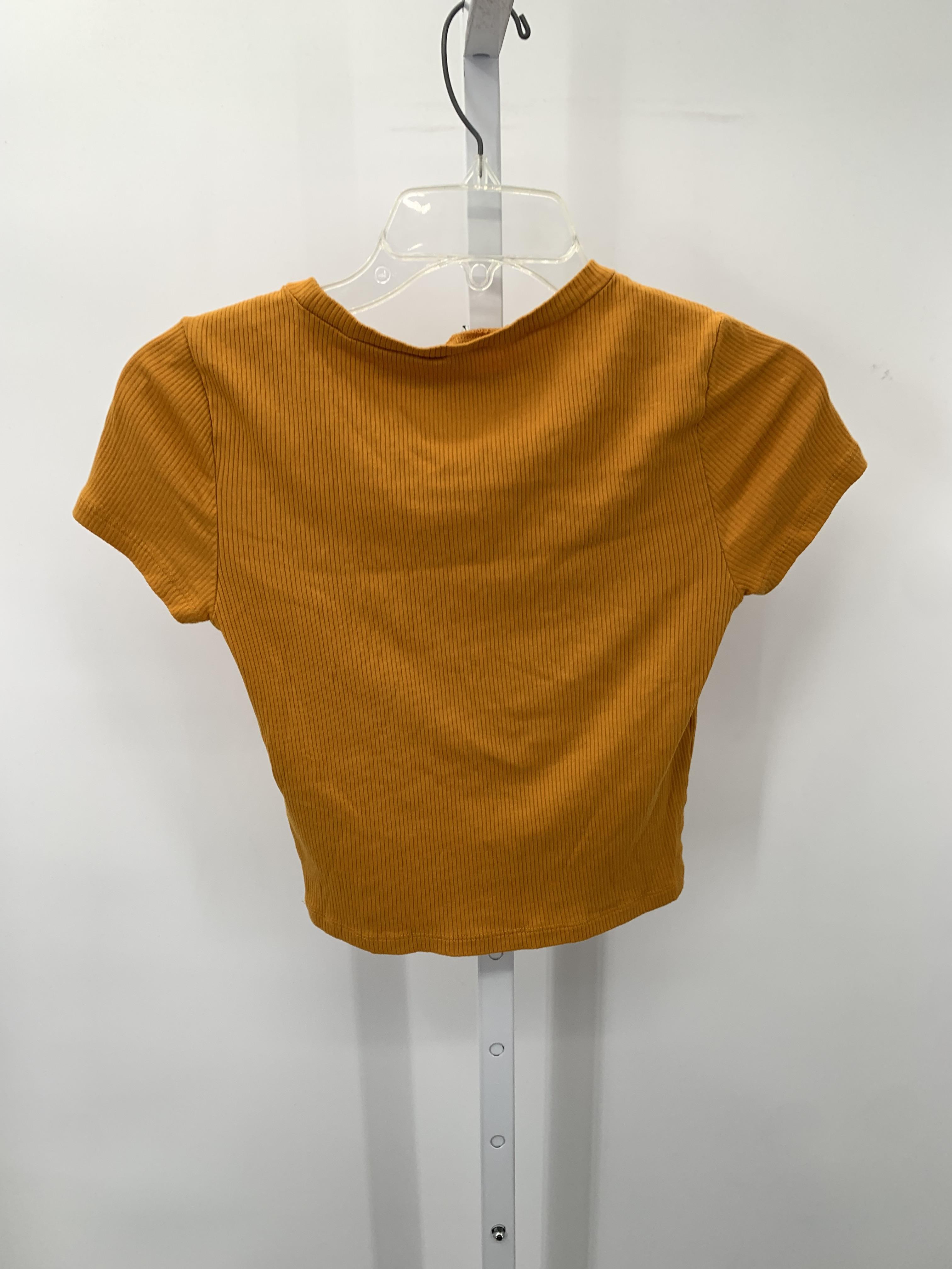Divided Size Small Juniors Short Sleeve Shirt