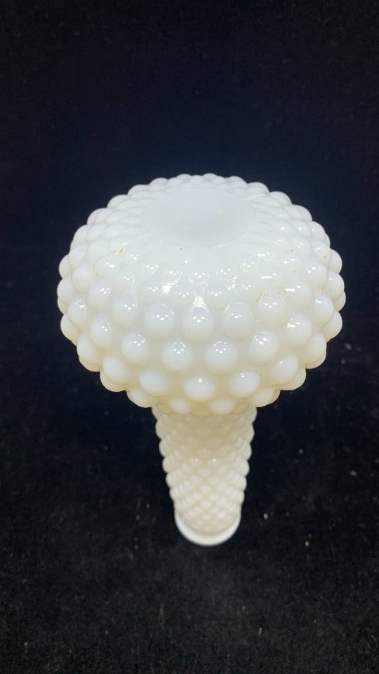 VTG HOBNAIL MILK GLASS BUD VASE.