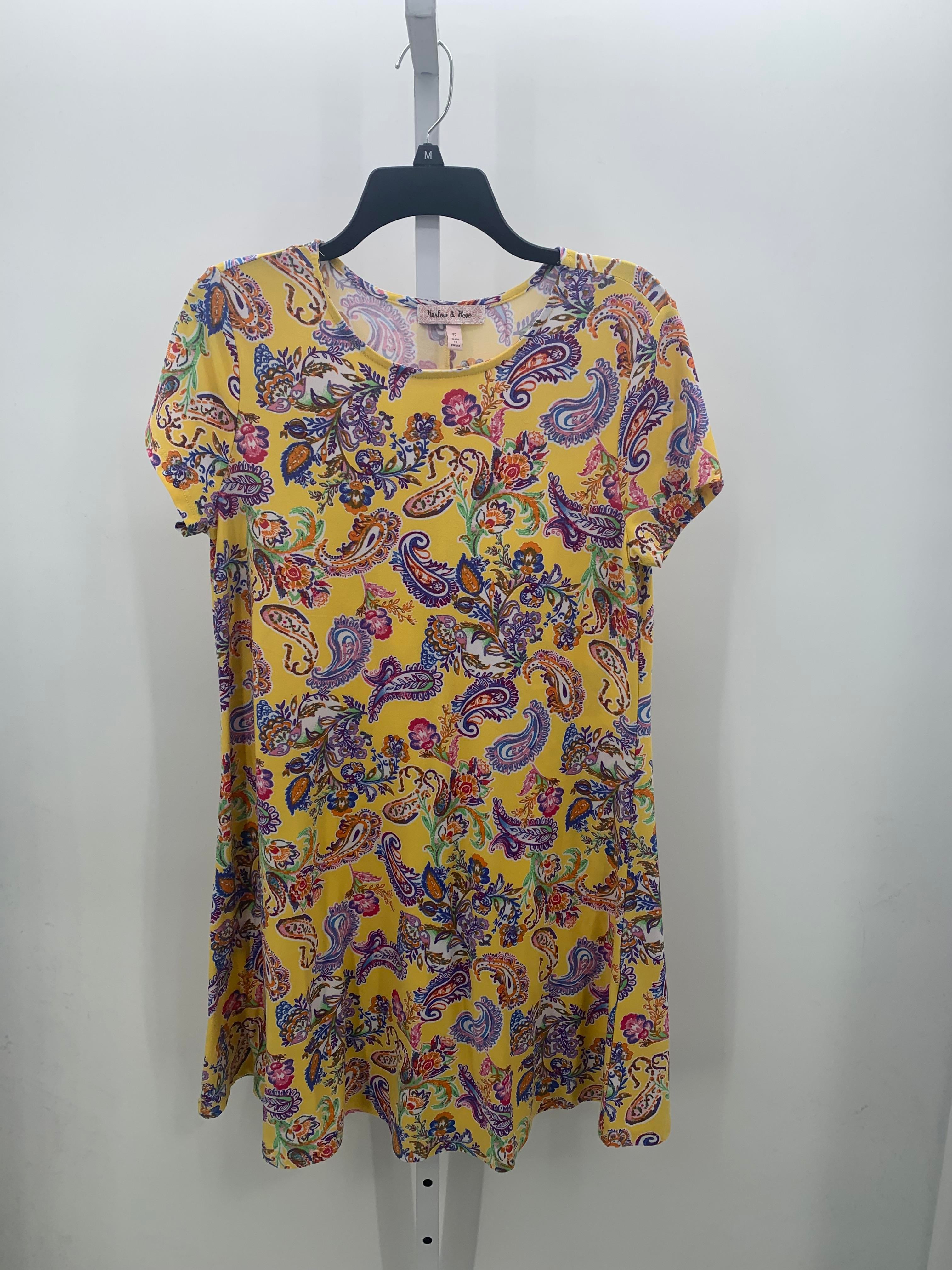 Size Small Misses Short Sleeve Dress