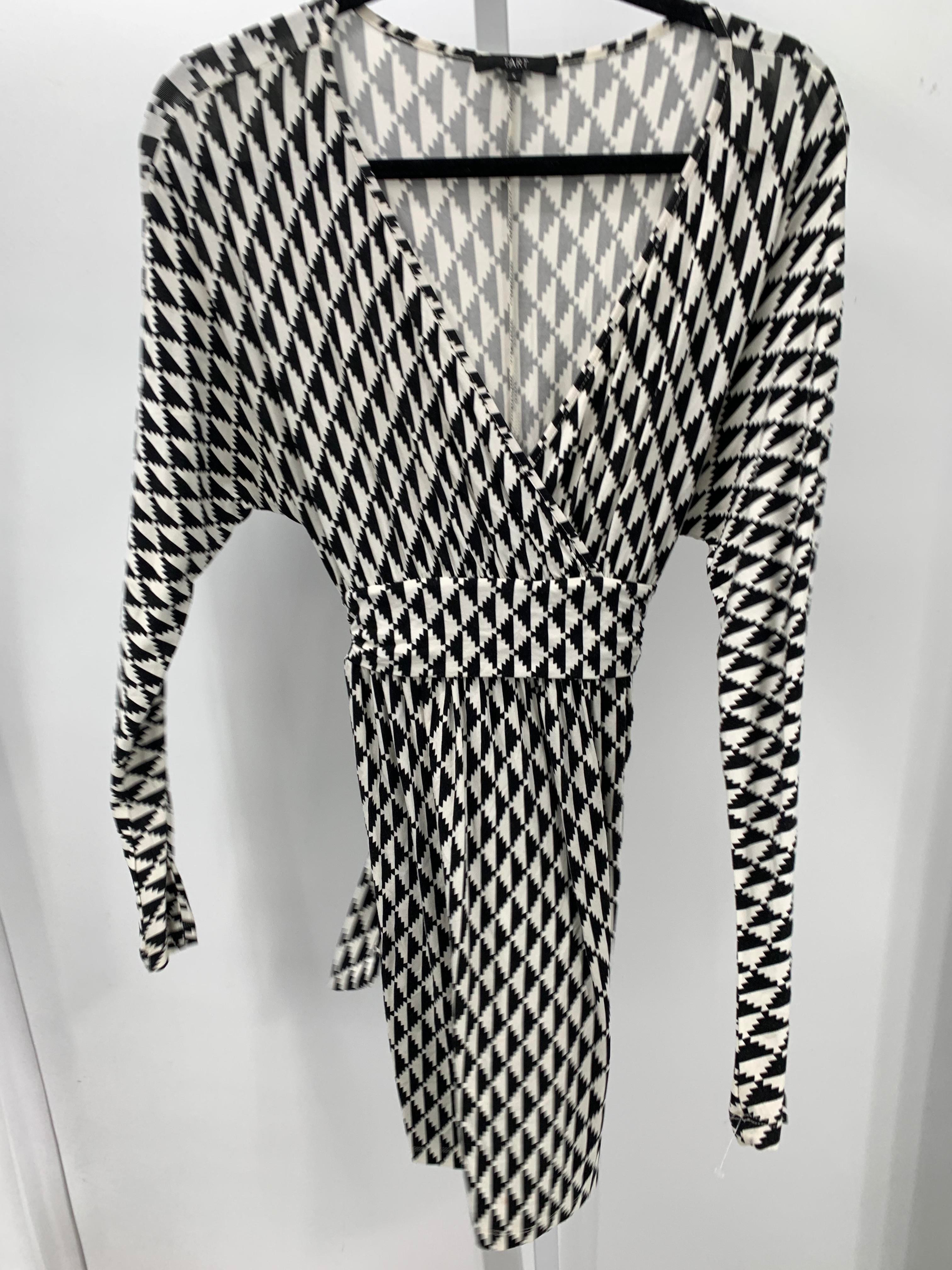 Tart Size Small Misses Long Sleeve Dress