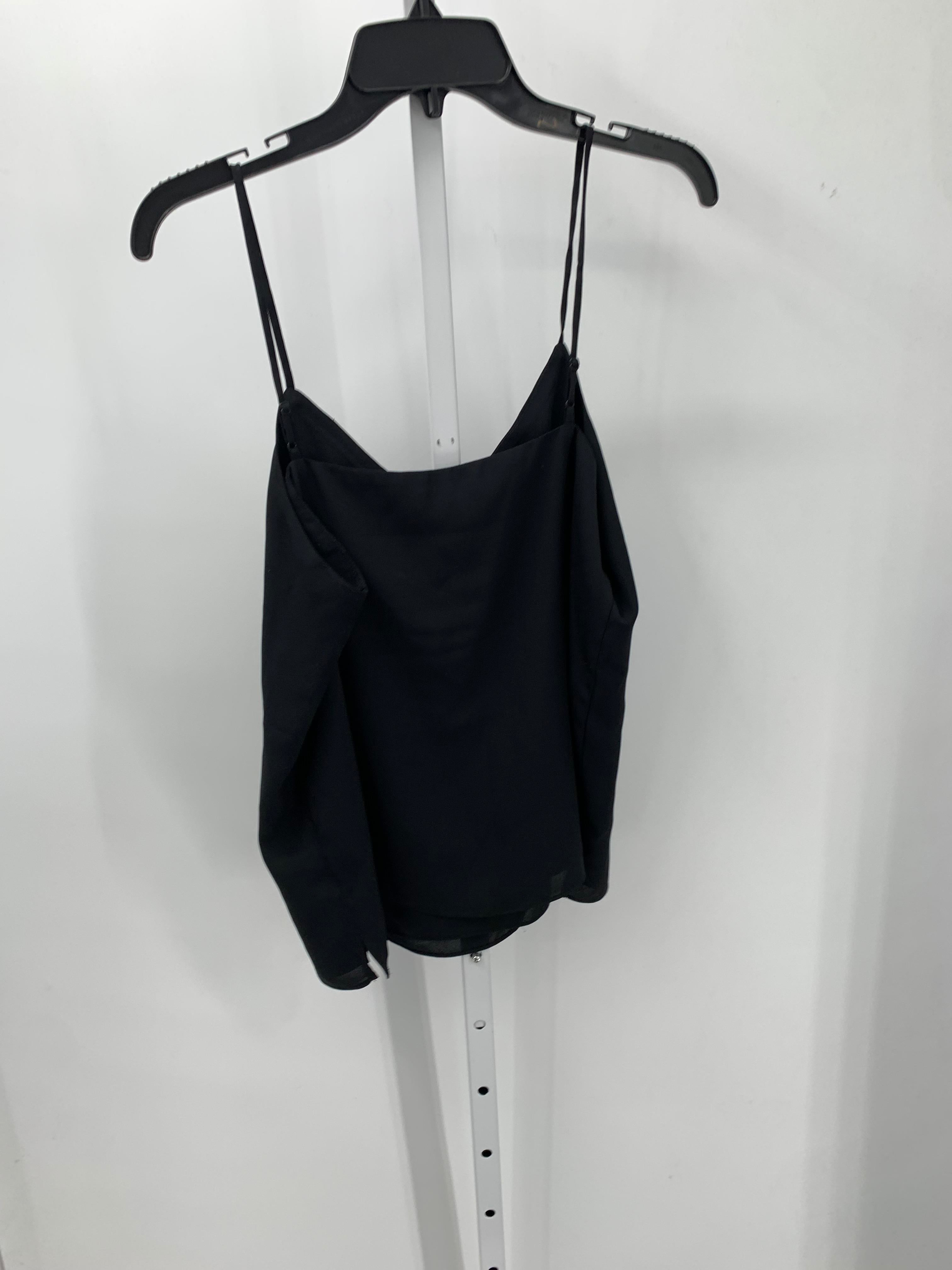 Maurices Size Medium Misses Sleeveless Shirt