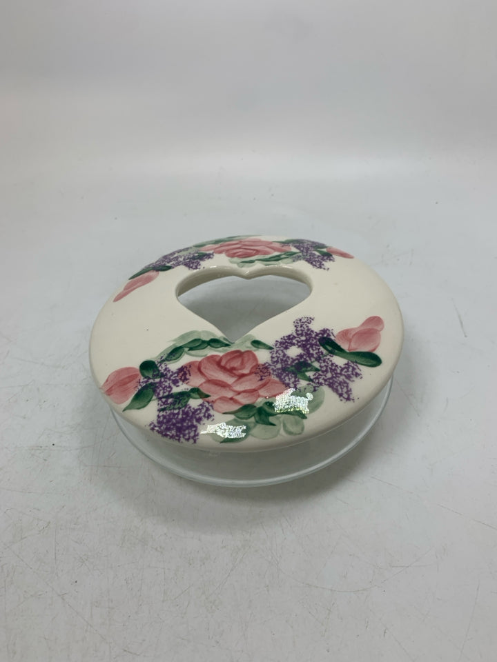 CLEAR GLASS BOTTOM W/ CERAMIC TOP HEART CUT OUT.
