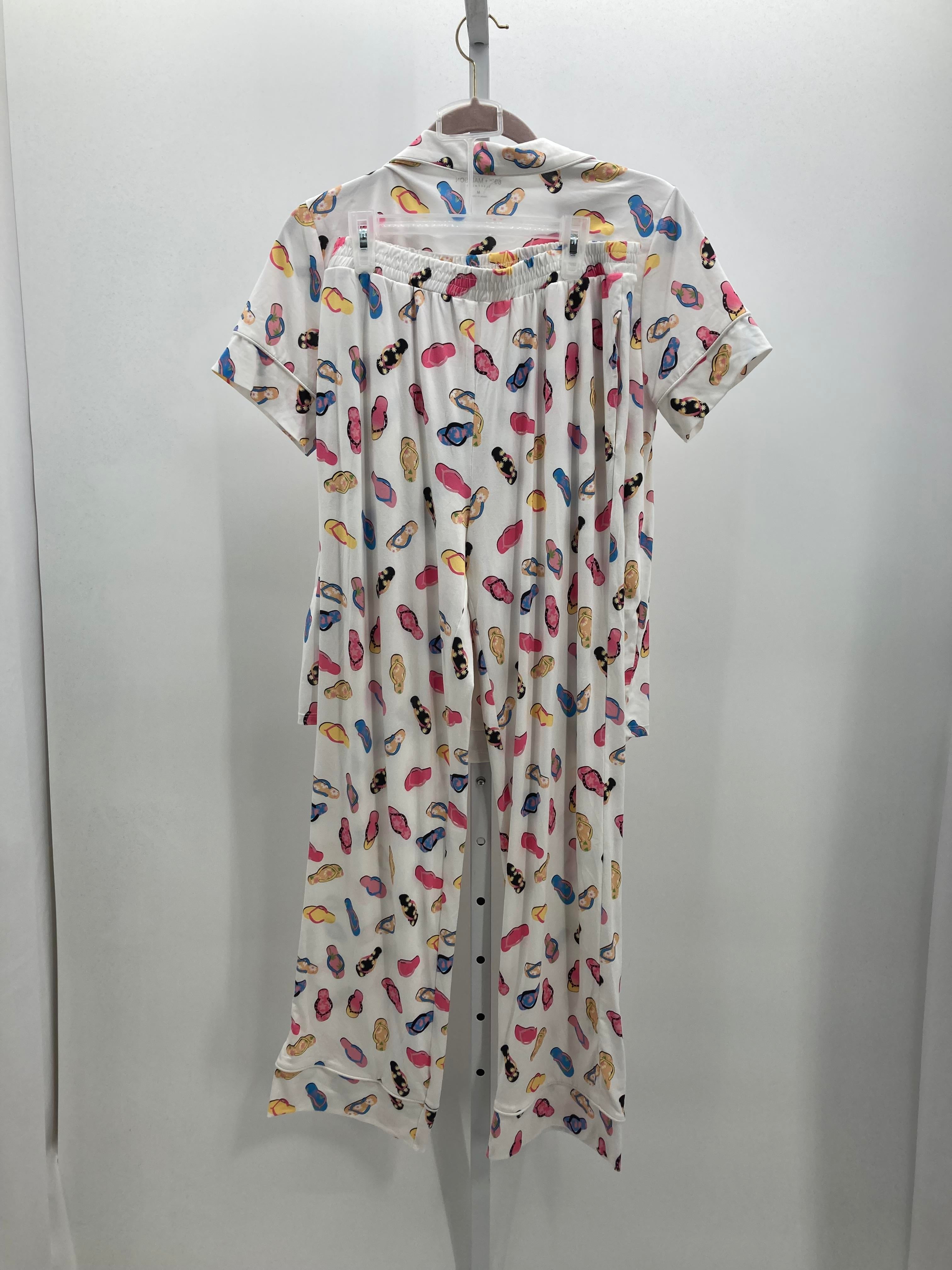 89th & Madison Size Medium Misses Pajamas