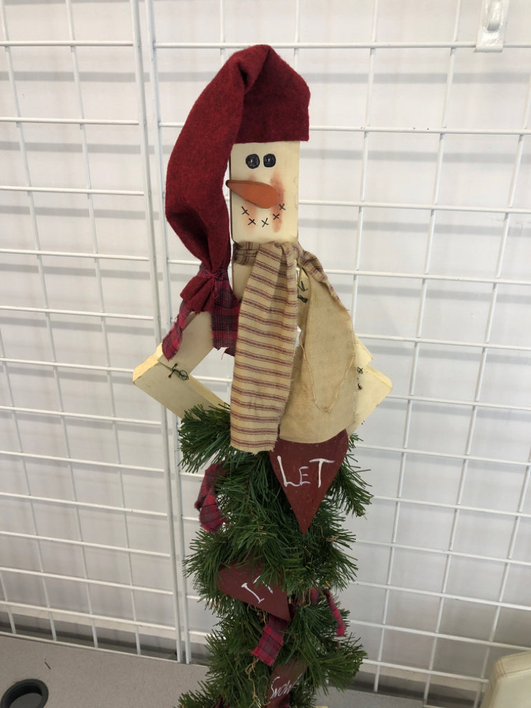 PRIMITIVE WOODEN SNOWMAN 'LET IT SNOW'.