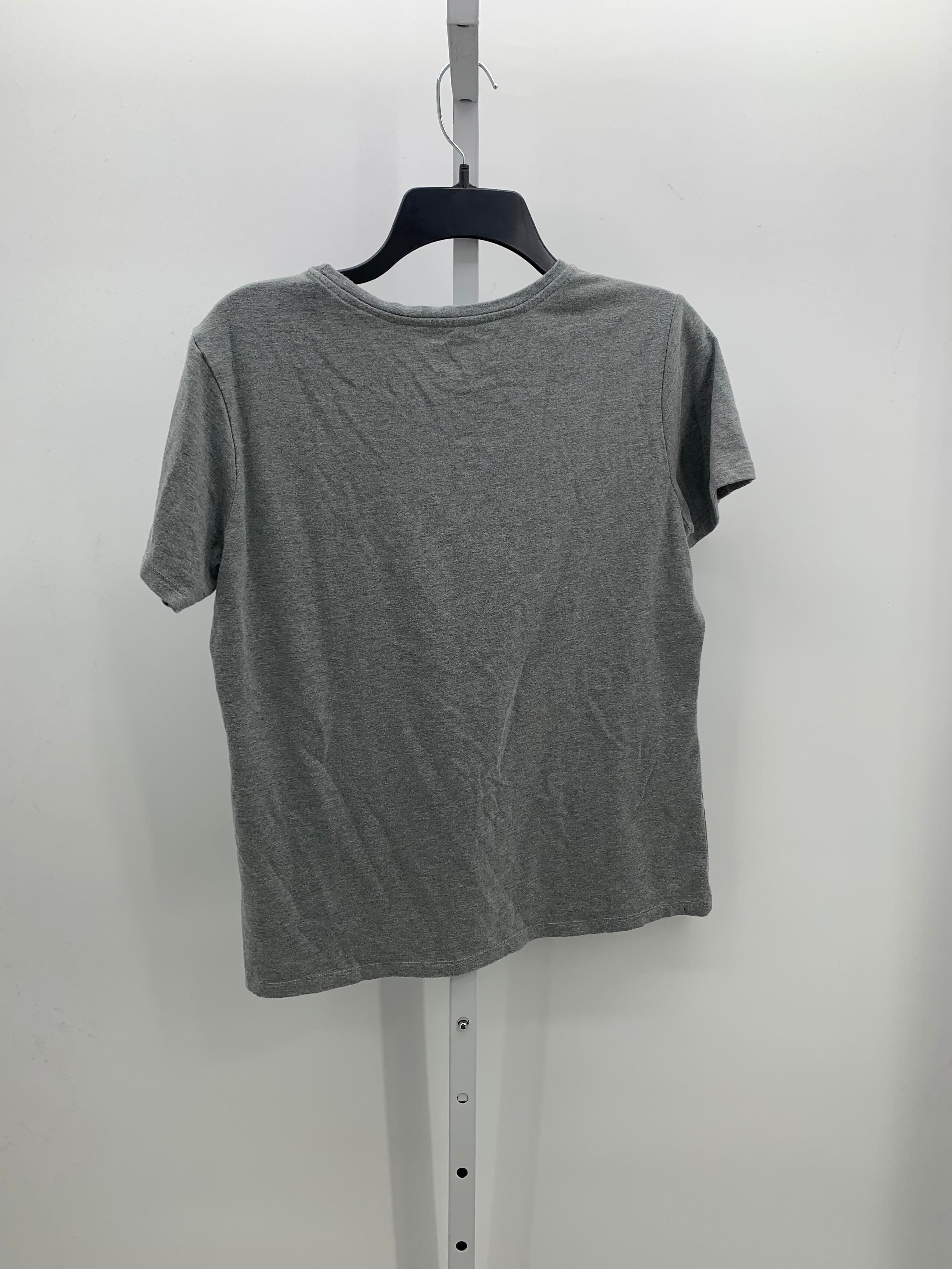Size Medium Misses Short Sleeve Shirt