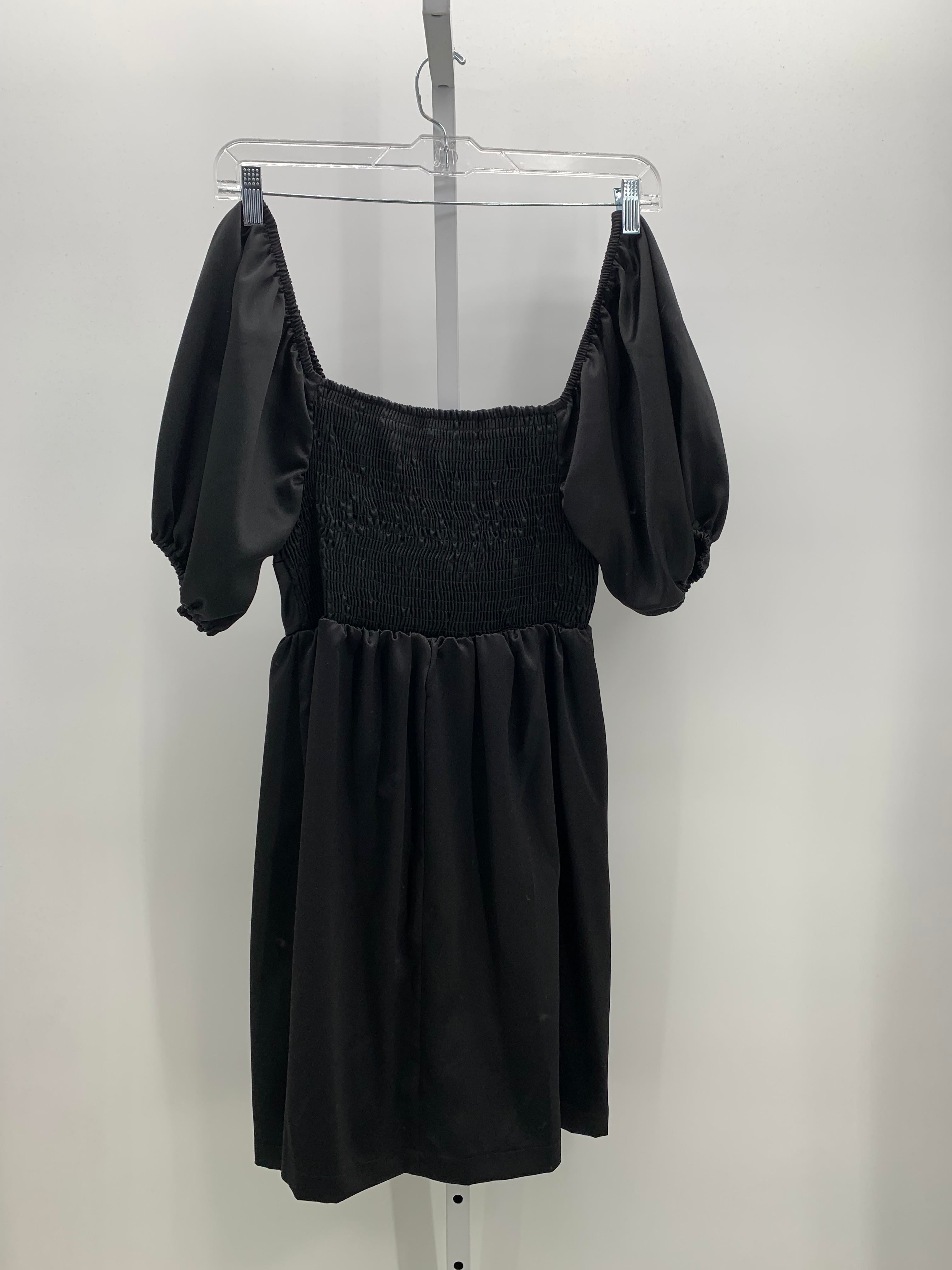 Gibson Size Large Misses Short Sleeve Dress