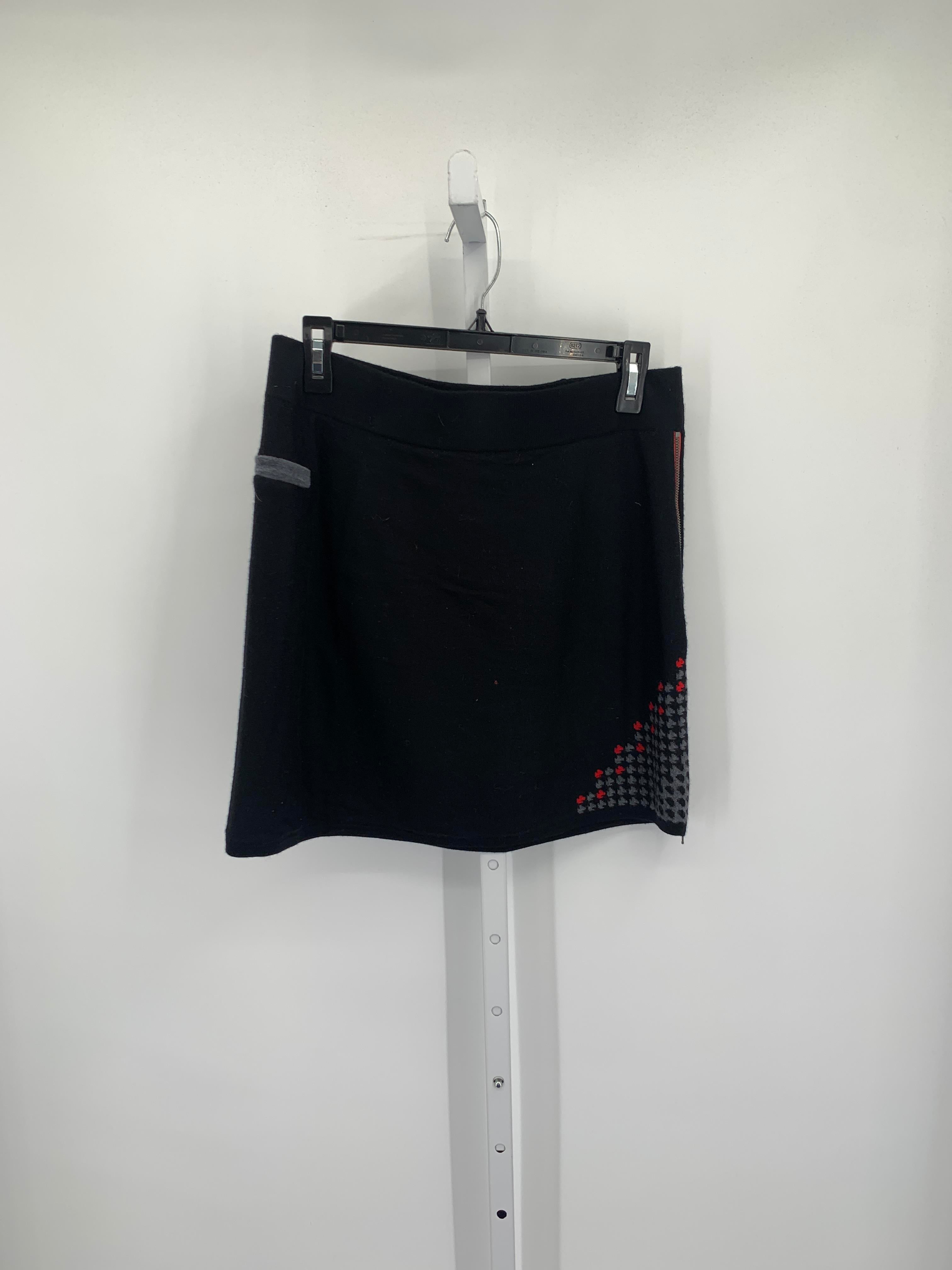 Title Nine Size Medium Misses Skirt