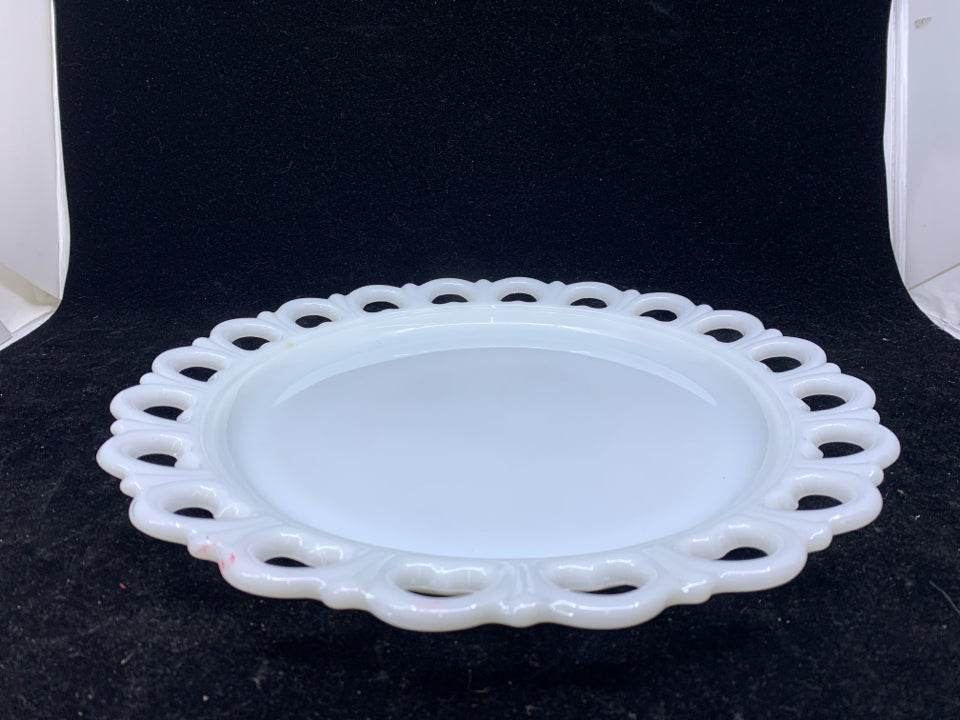 VTG MILK GLASS W LACE EDGE SERVING PLATE.