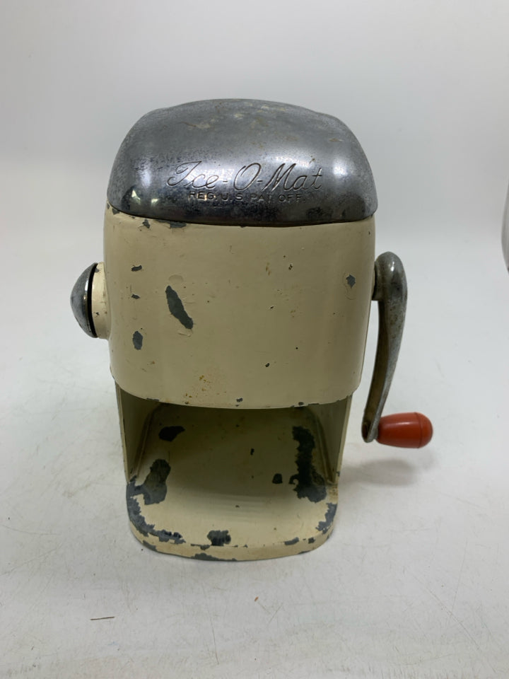 VTG ICE-O-MAT VOGUE MODEL MANUAL ICE CRUSHER.