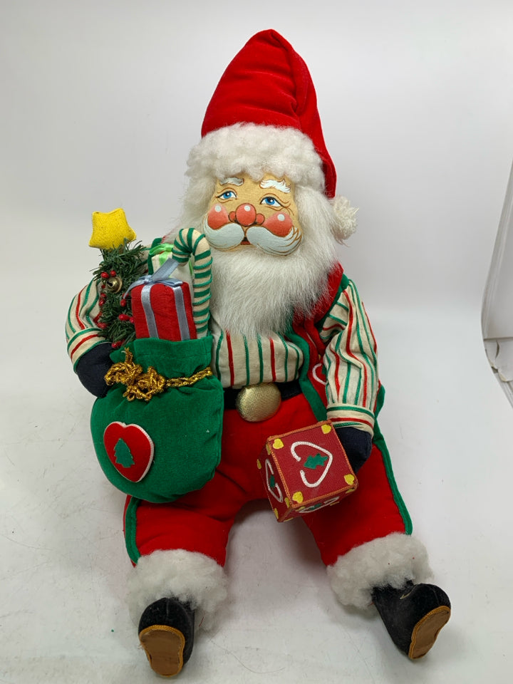 VTG PLUSH WIND UP SANTA SELF SIT.