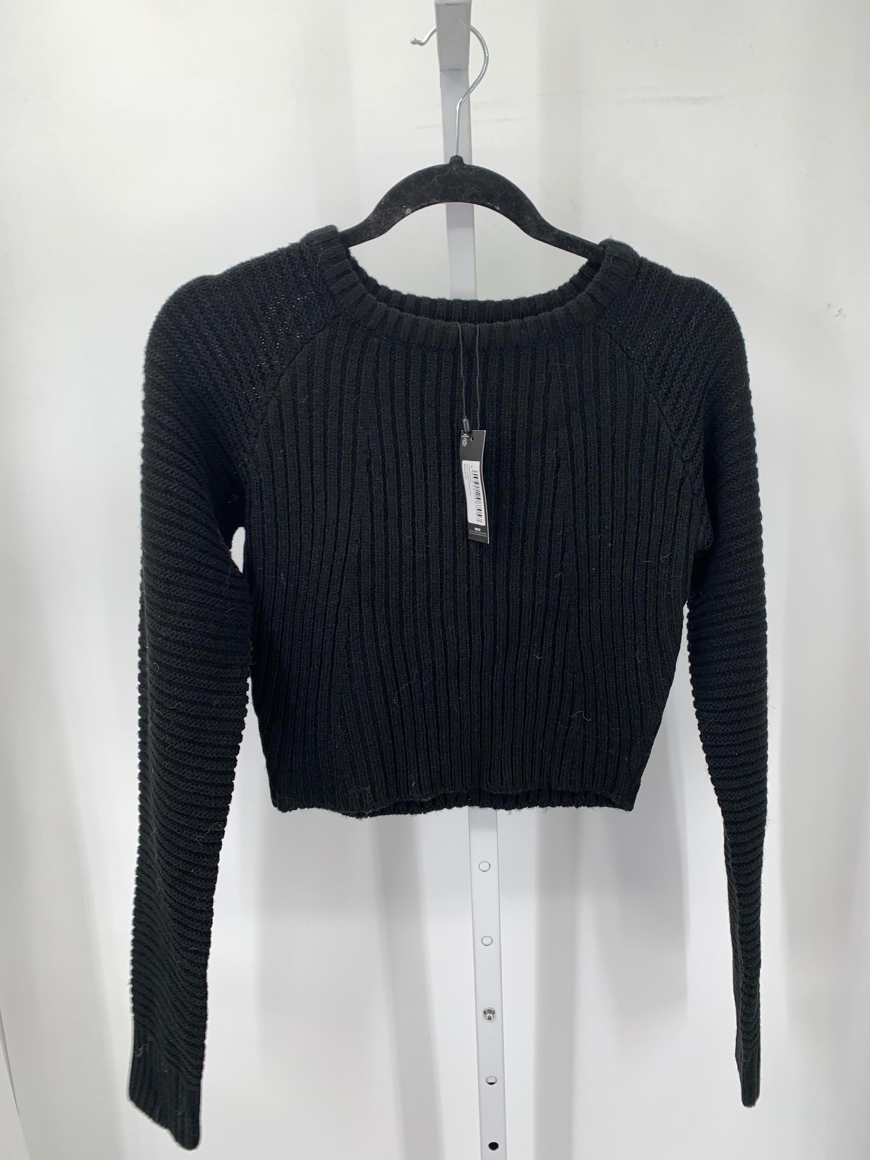 Size Medium Juniors Long Sleeve Sweater