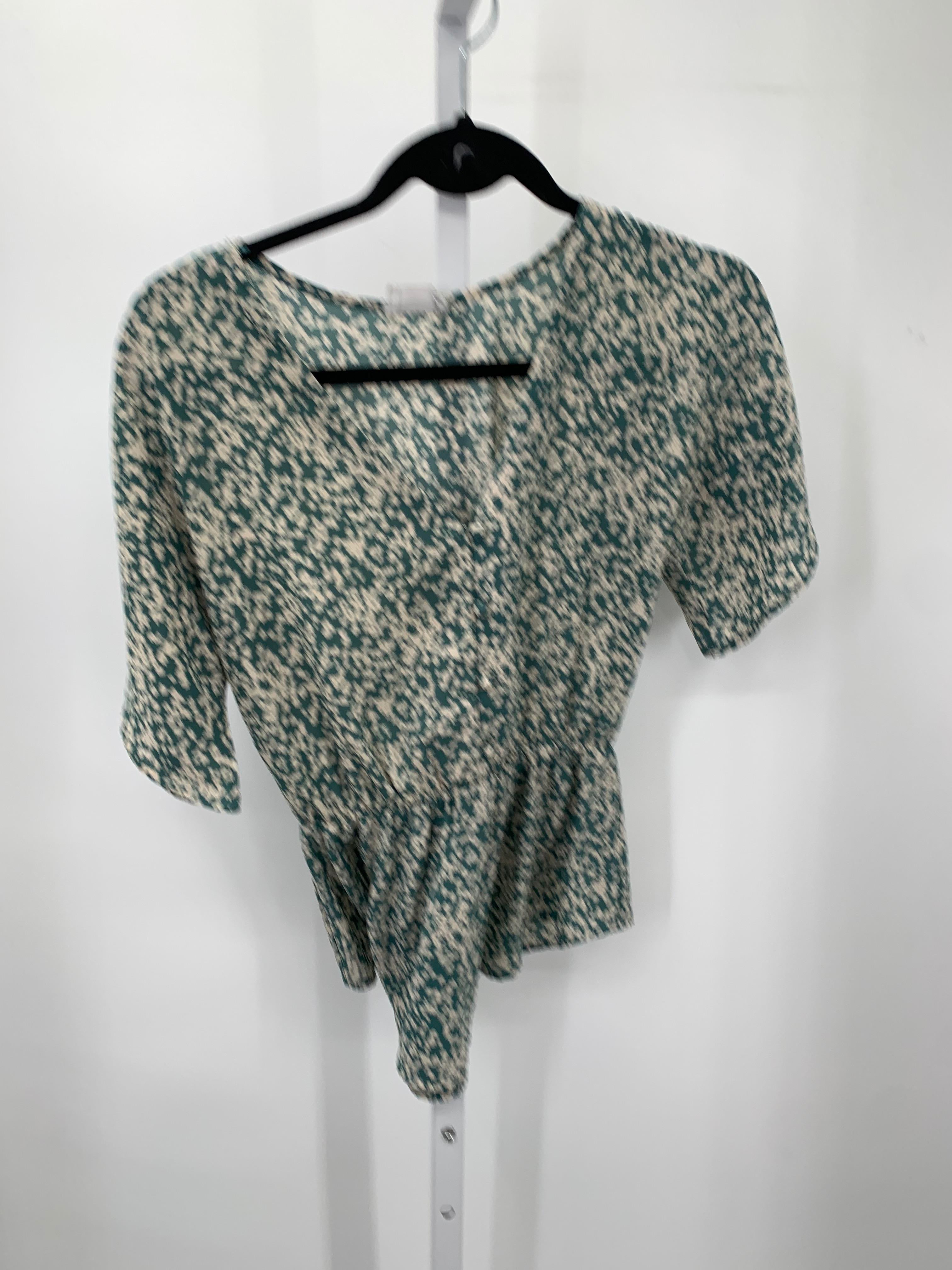 Size X Small Juniors Short Sleeve Shirt