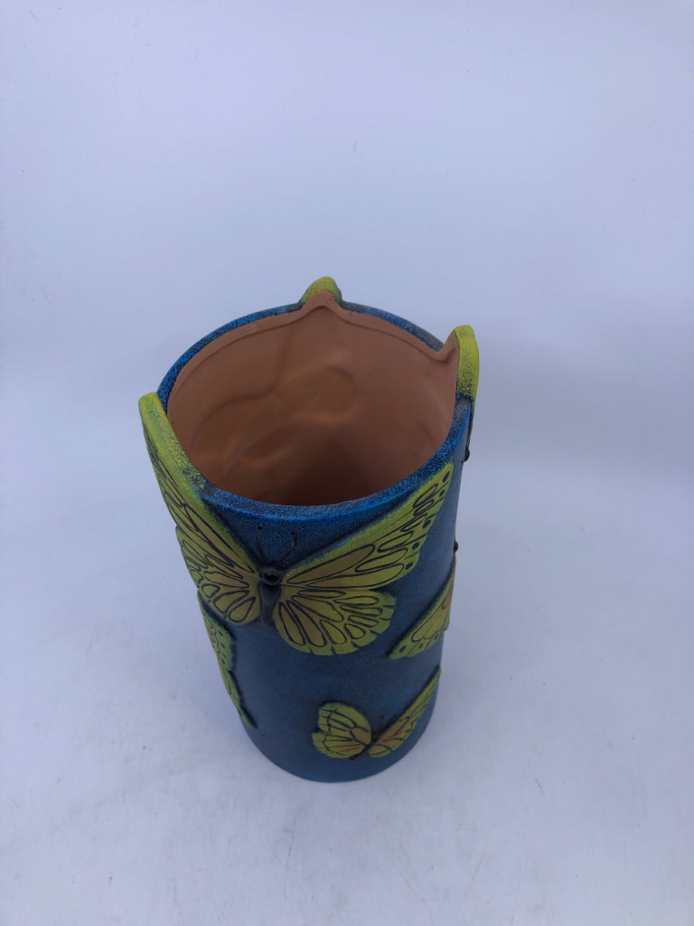 BLUE + YELLOW BUTTERFLIES BOTTLE SLEEVE.