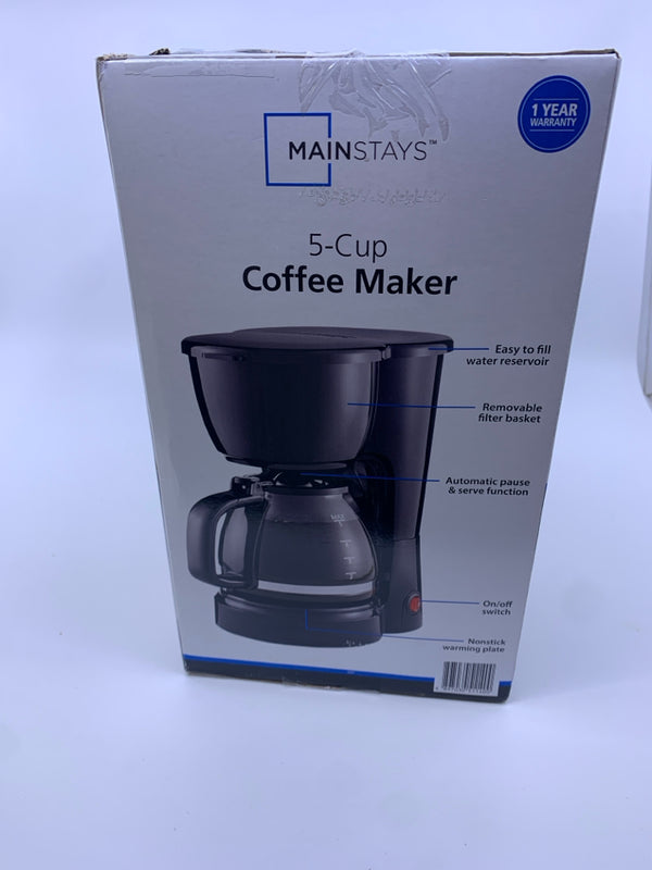 MAINSTAY 5-CUP COFFEE MAKER NEW IN BOX.