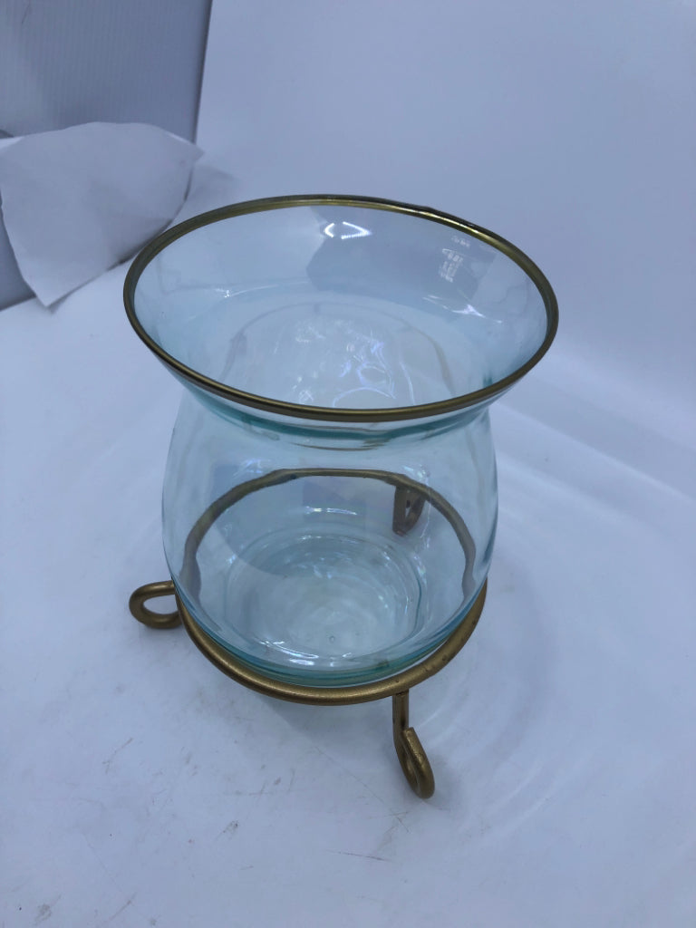 IRIDESCENT BLUE GLASS CANDLE HOLDER W/ GOLD STAND + RIM.