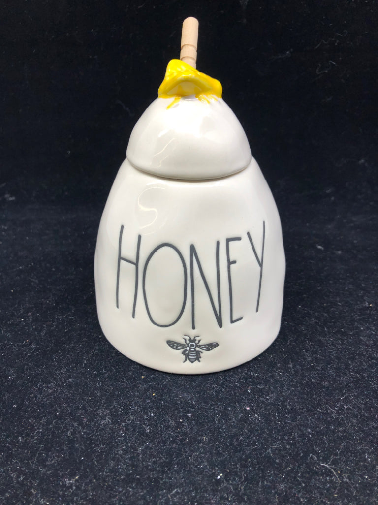 RAE DUNN HONEY JAR.