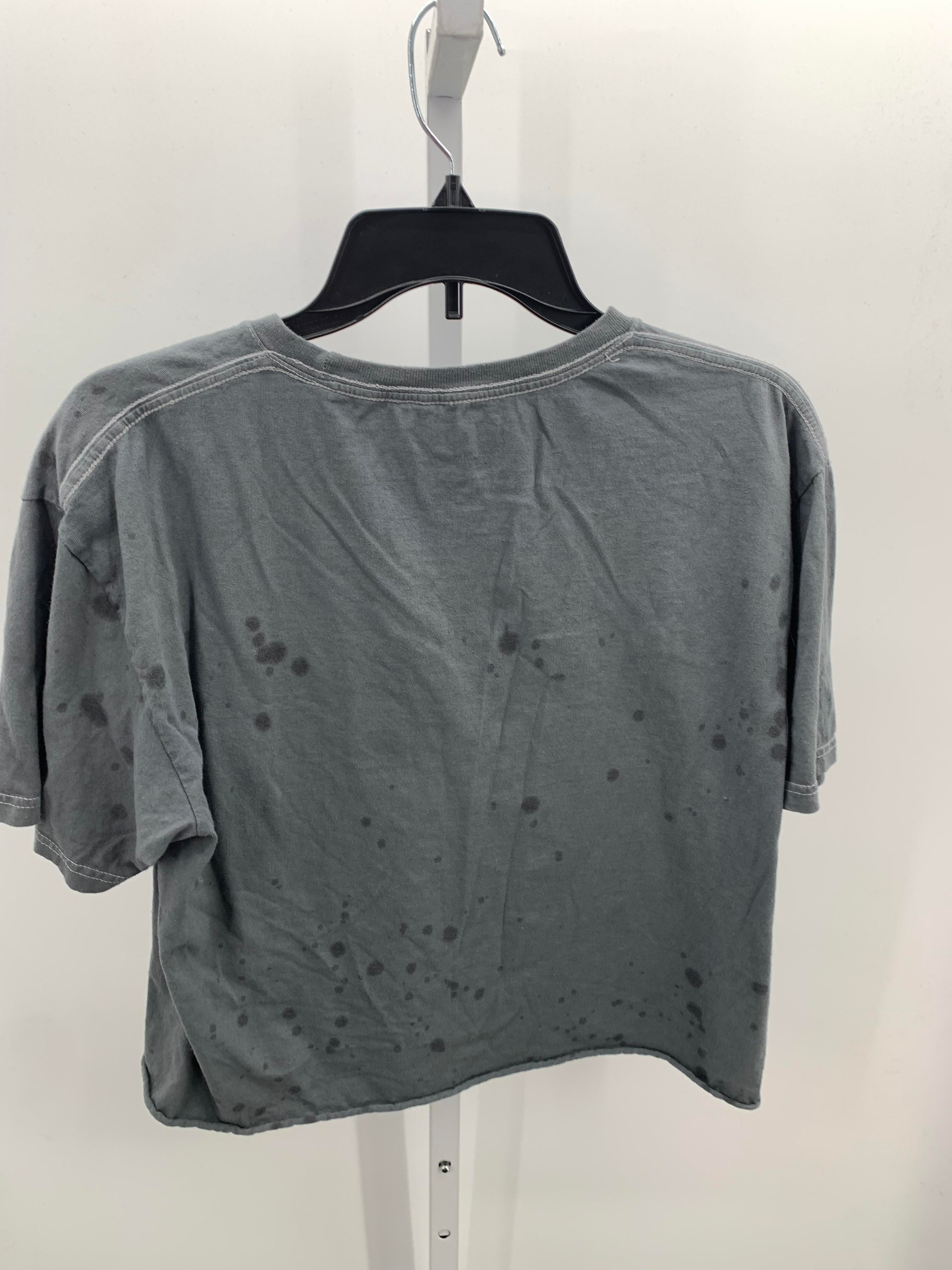 Size Large Juniors Short Sleeve Shirt