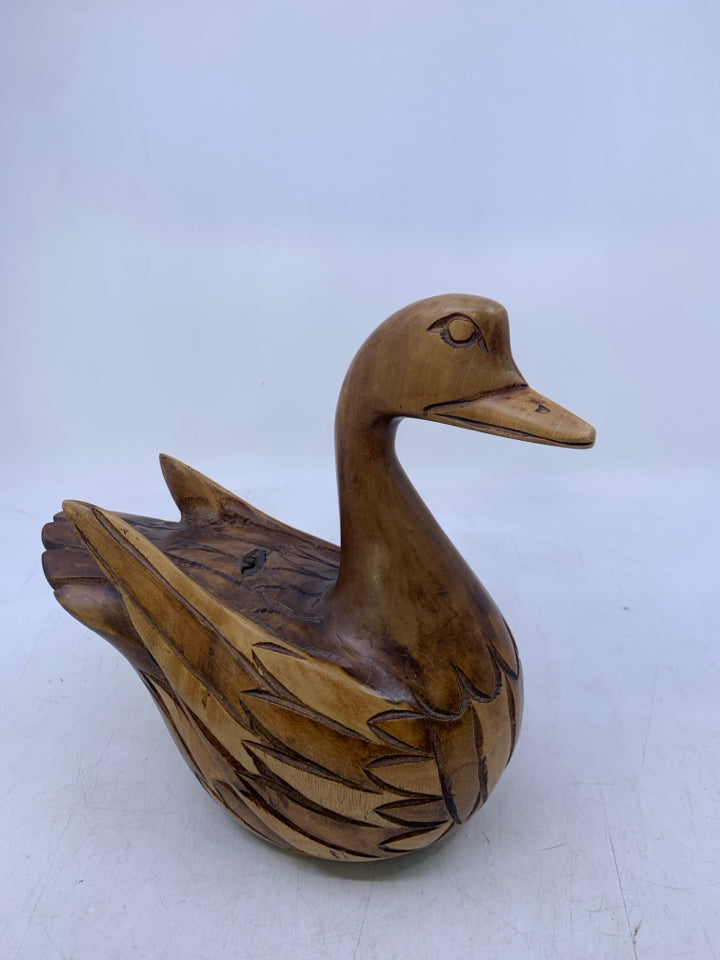 HEAVY WOOD CARVED GOOSE/DUCK.