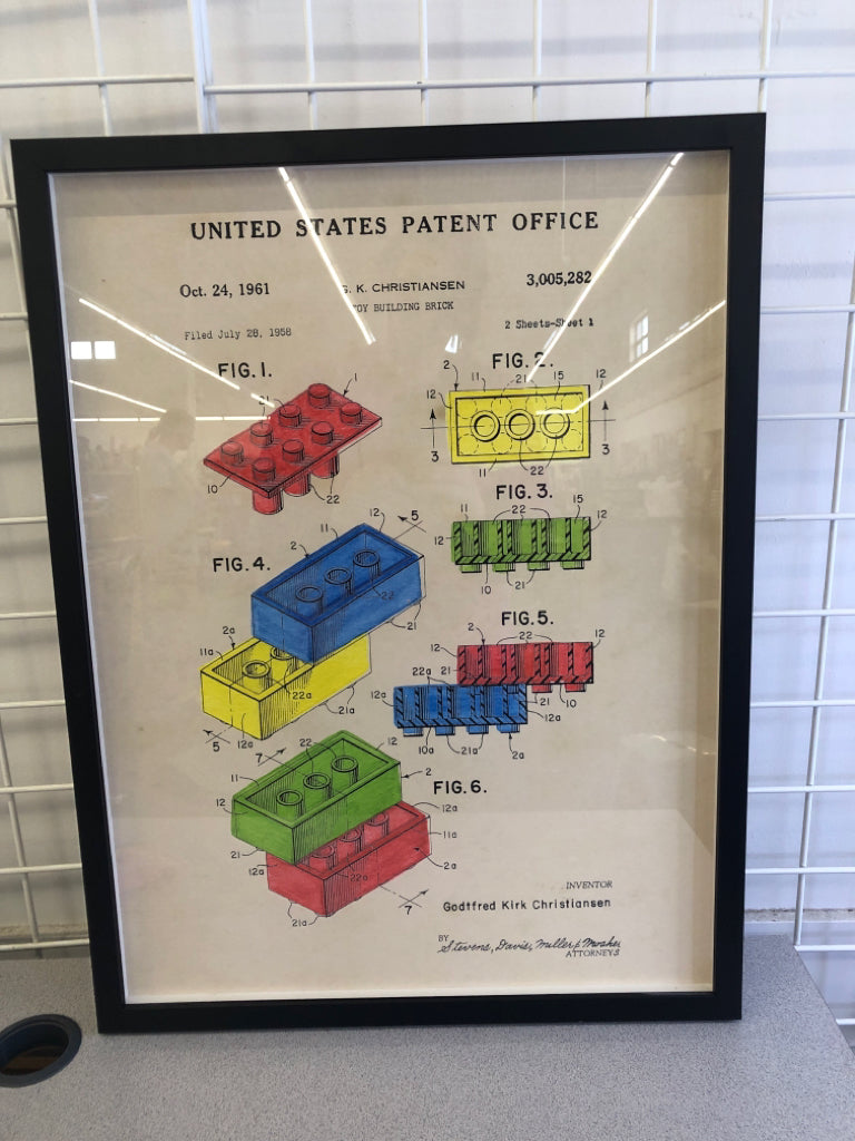 LEGO PATTEN DESIGN IN BLACK FRAME WALL ART.