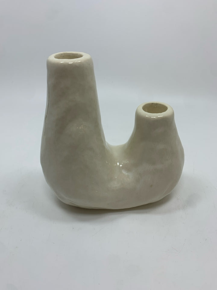 2 SECTION CERAMIC TAPER HOLDER.