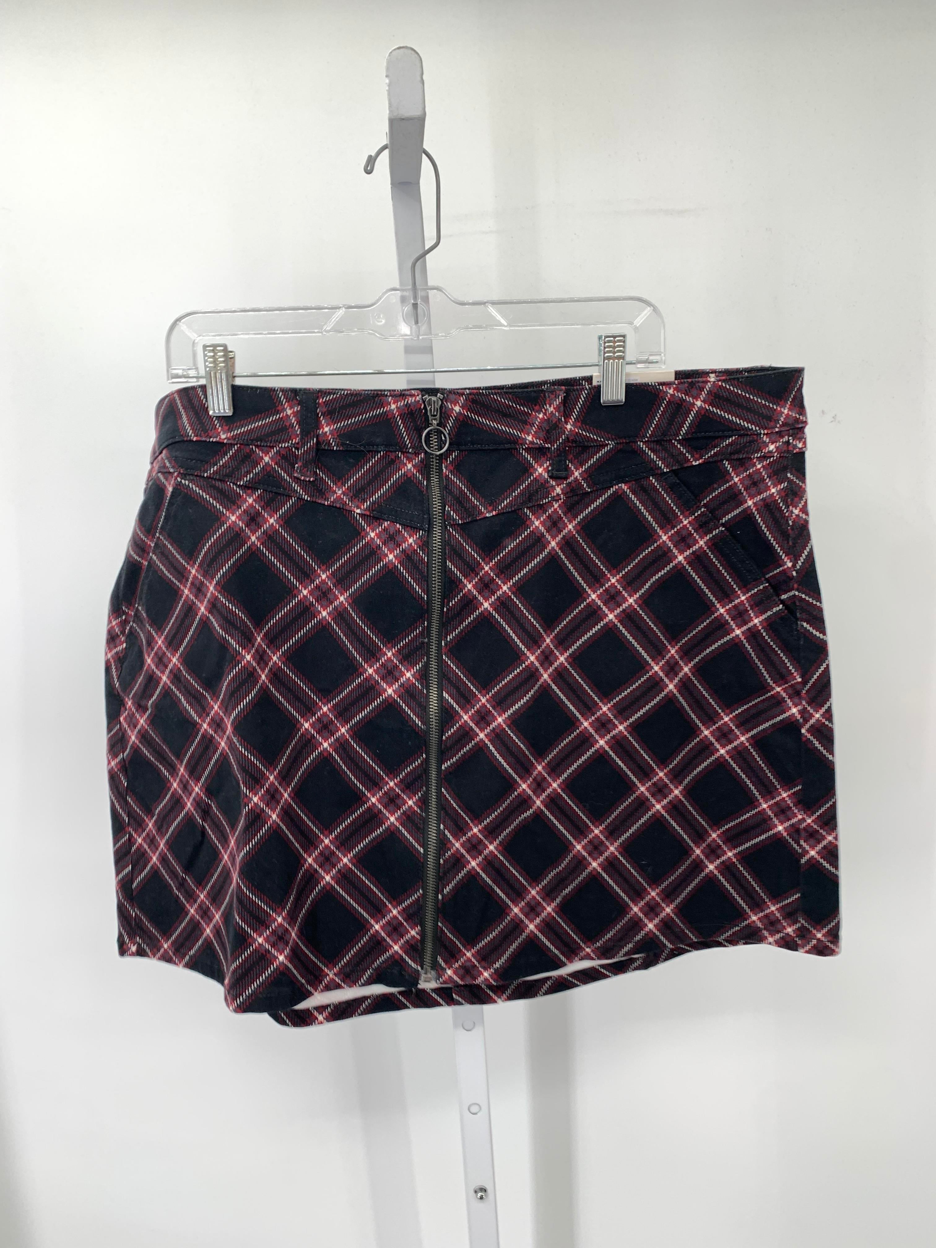 SO Size 22W Womens Skirt