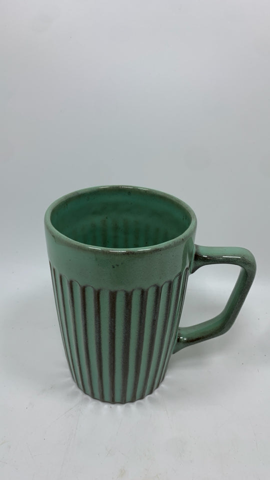 TEAL GLAZE RIBBED POTTERY MUG.