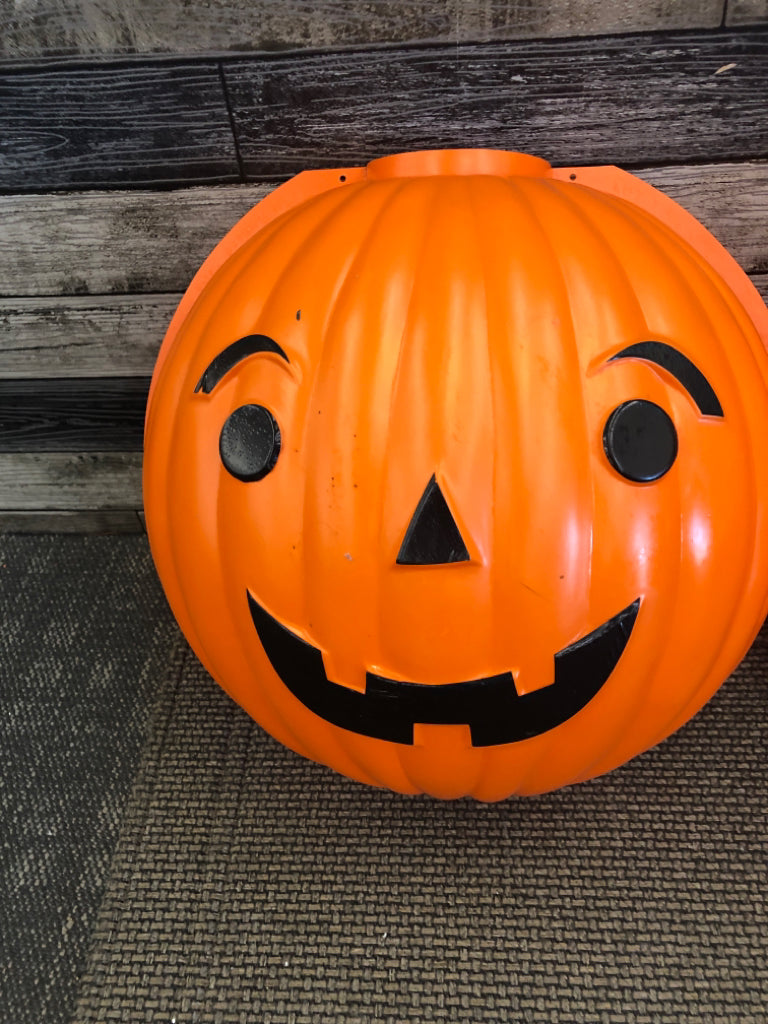 2PC JACK O LANTERN LAMP POST COVER.