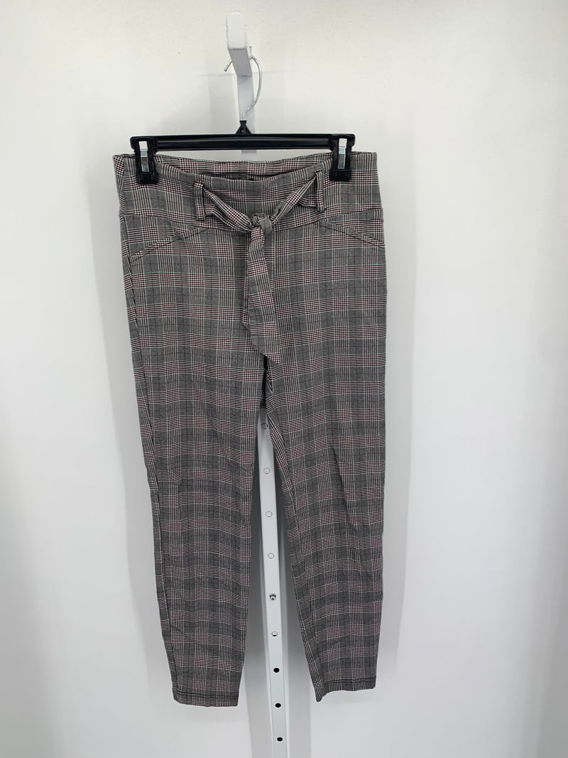 Soho Size Medium Misses Pants