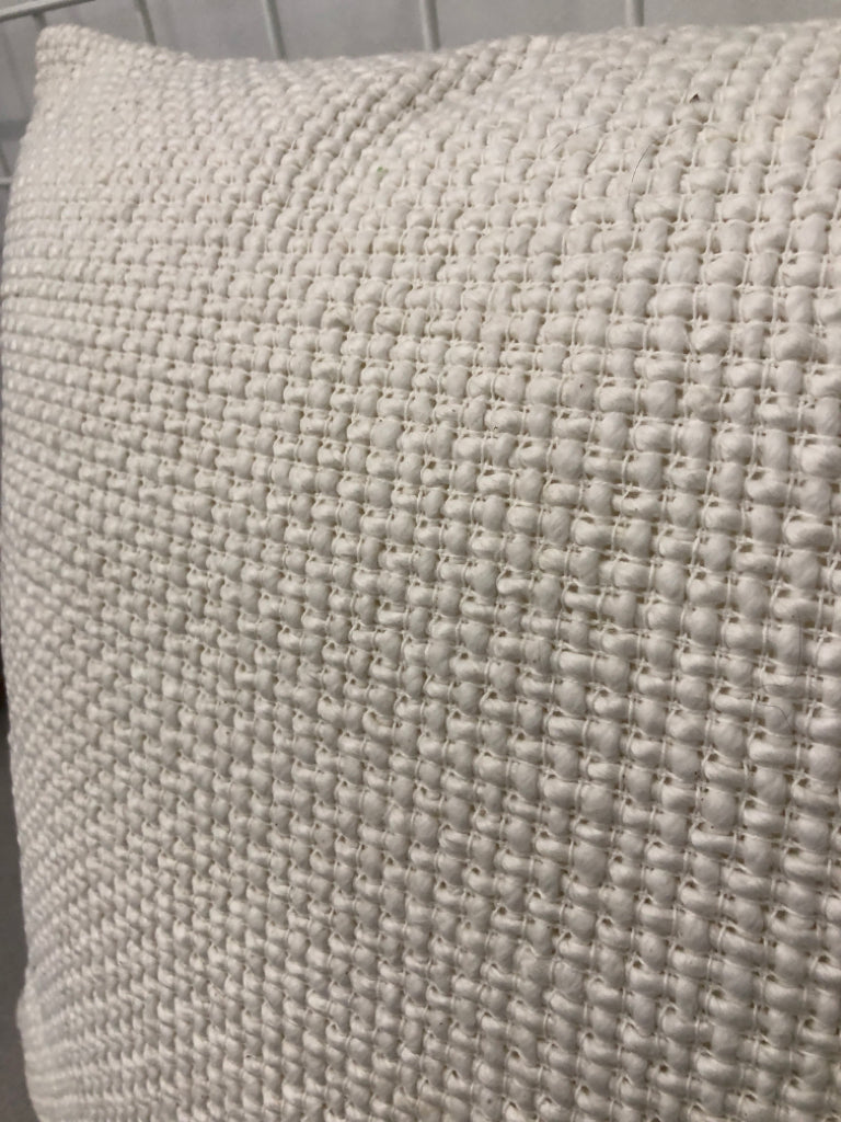 NWT WHITE WOVEN PILLOW.