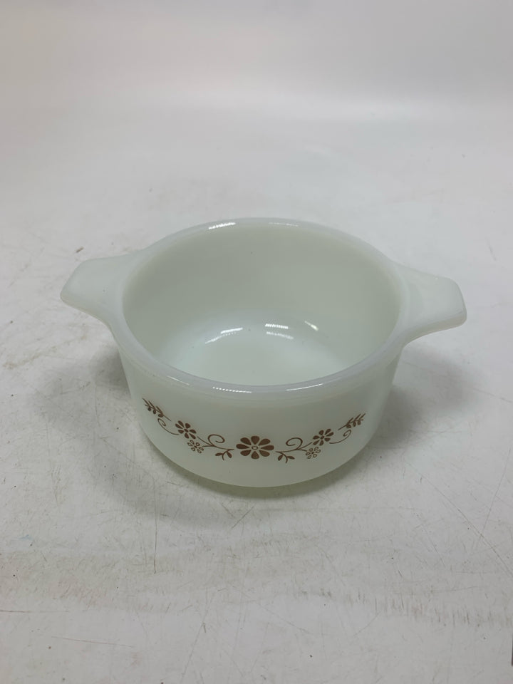 VTG BROWN FLOWERS DETAILED SMALL POT.