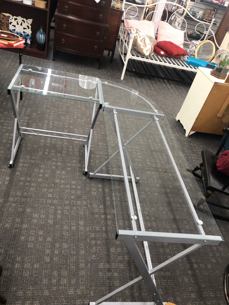 L SHAPED GLASS & METAL DESK.