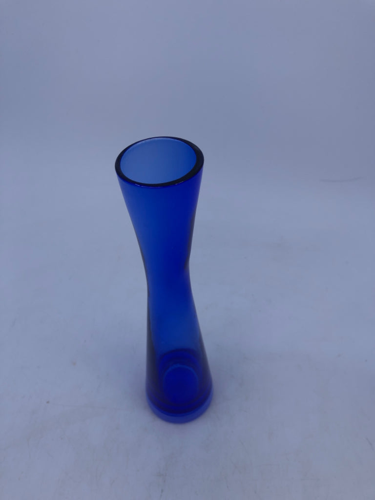 BLUE GLASS VASE.