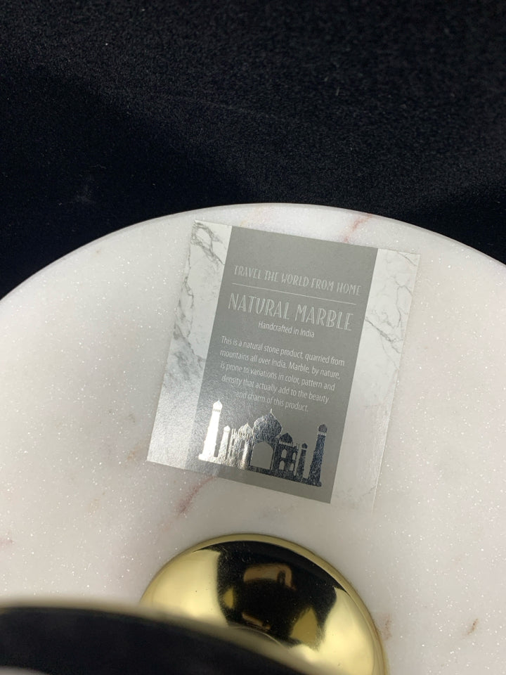 MARBLE AND GOLD CAKE STAND.