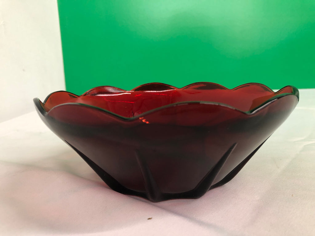 VTG DARK RED GLASS BOWL W/ SCALLOP EDGE.