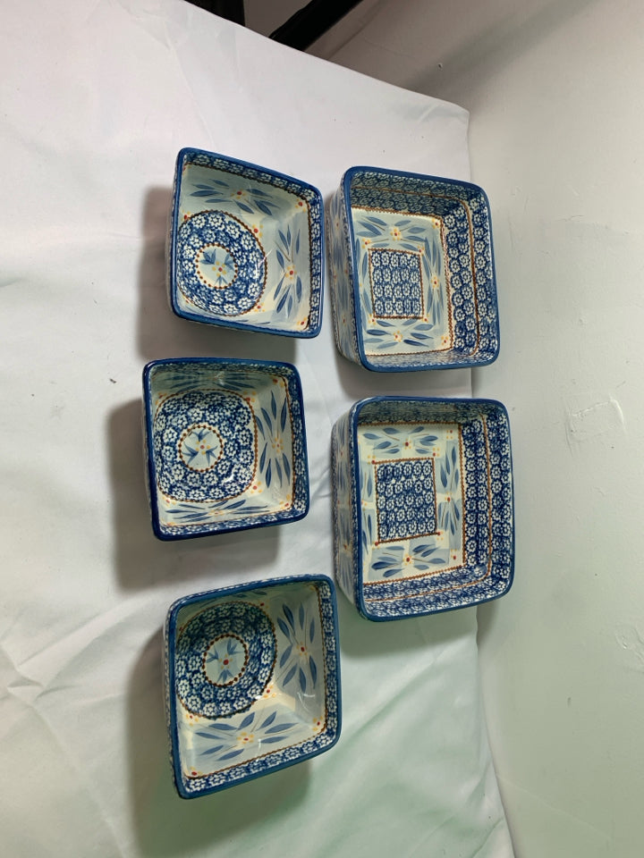 5PC BLUE TEMPTATIONS SQUARE SERVING SET.