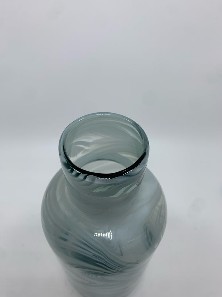 GRAY SWIRL GLASS BLOWN VASE.