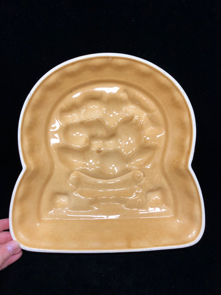BIRD ON FRUIT CERAMIC WALL MOLD.