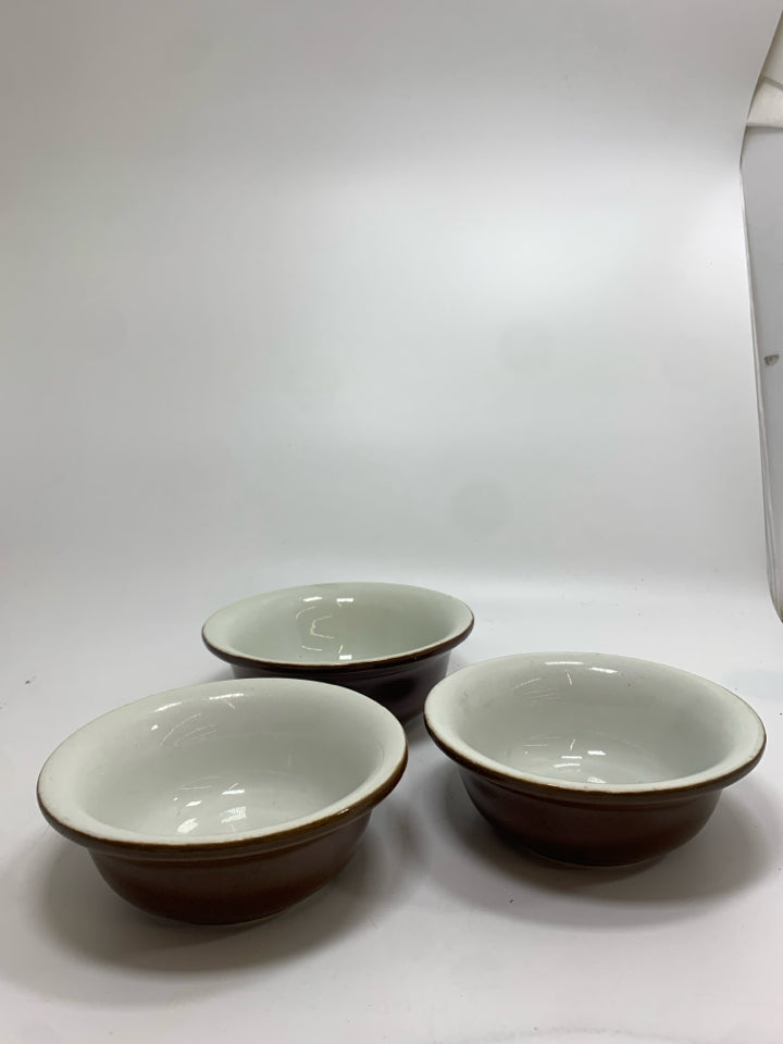 3 VTG BROWN STONEWARE CUSTARD BOWLS.