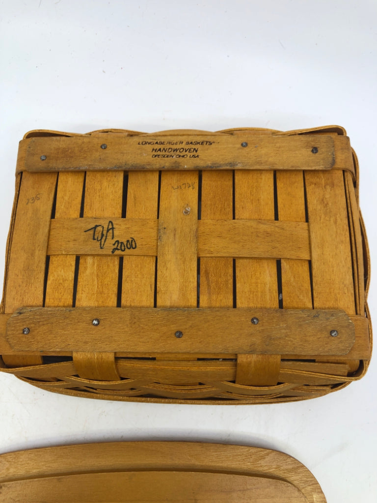 2000 SLANT BASKET W/WOOD COVER AND PLASTIC PROTECTOR.