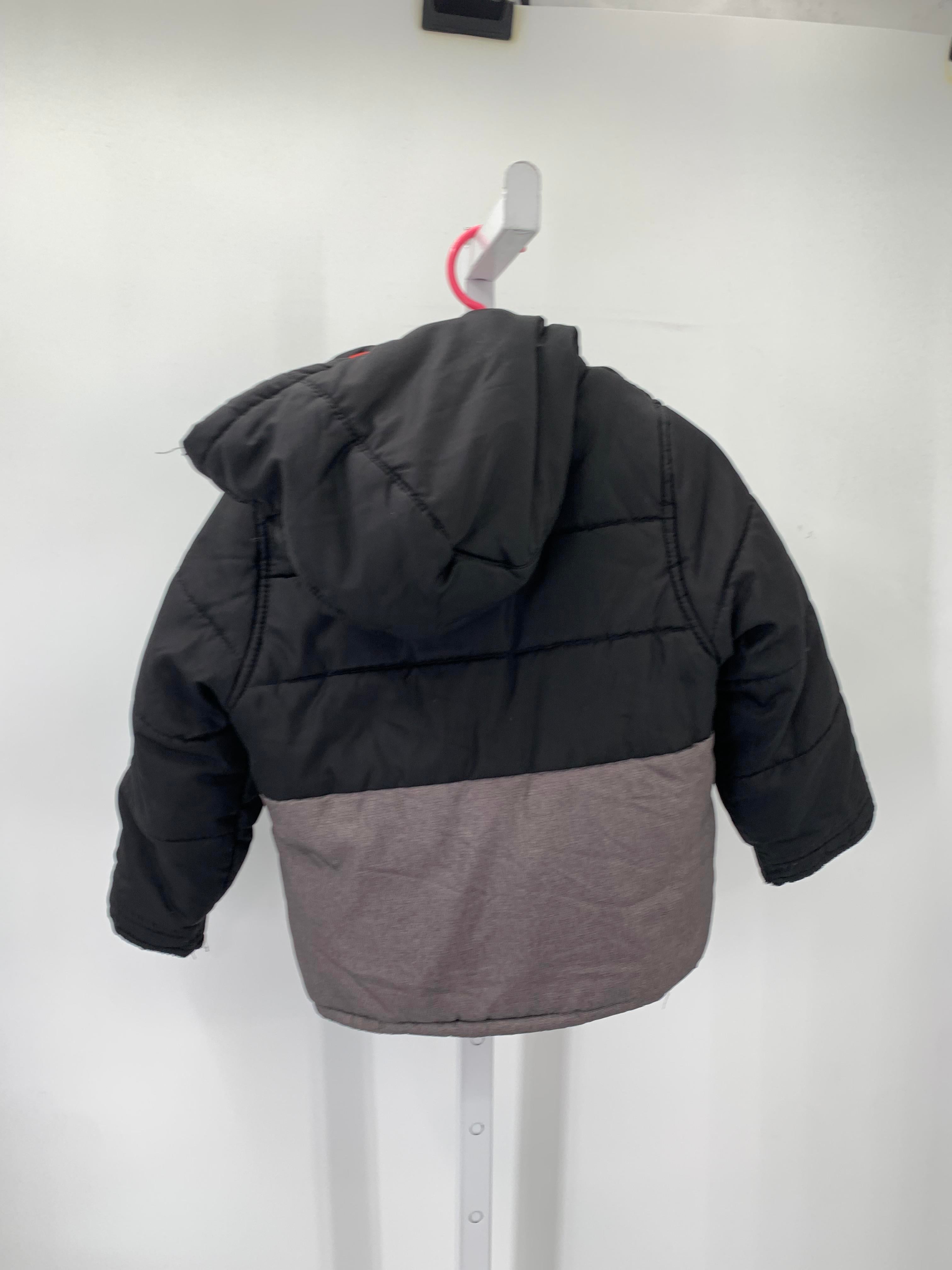 HOODED ZIP UP.