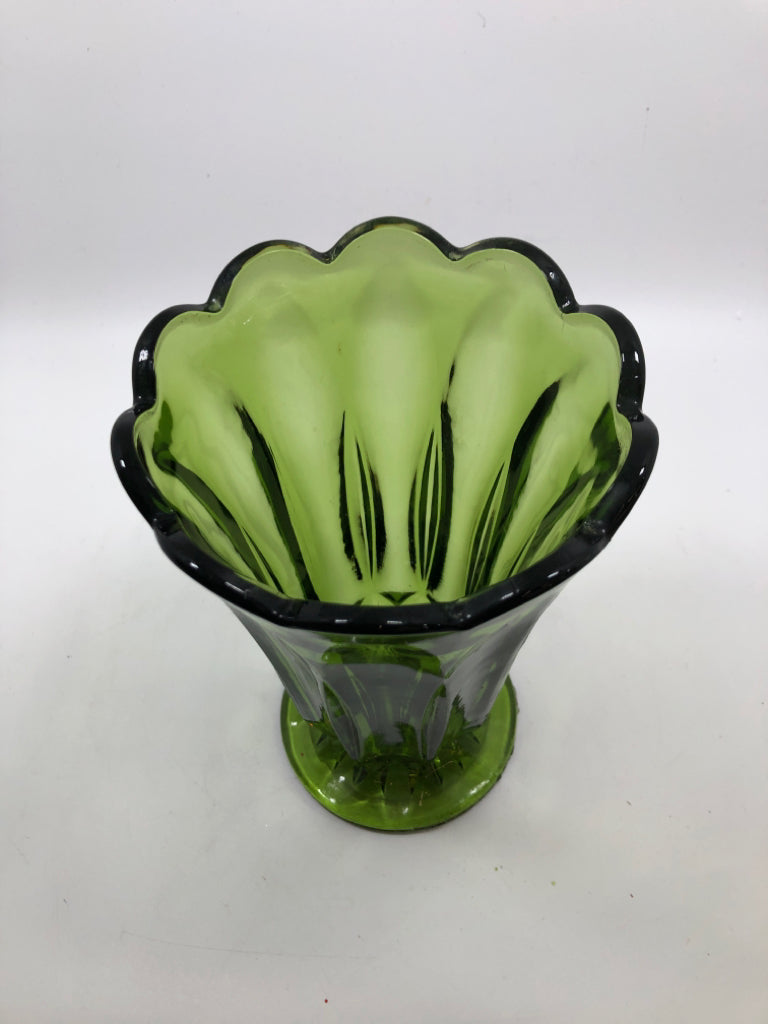 VTG TALL DARK GREEN VASE.