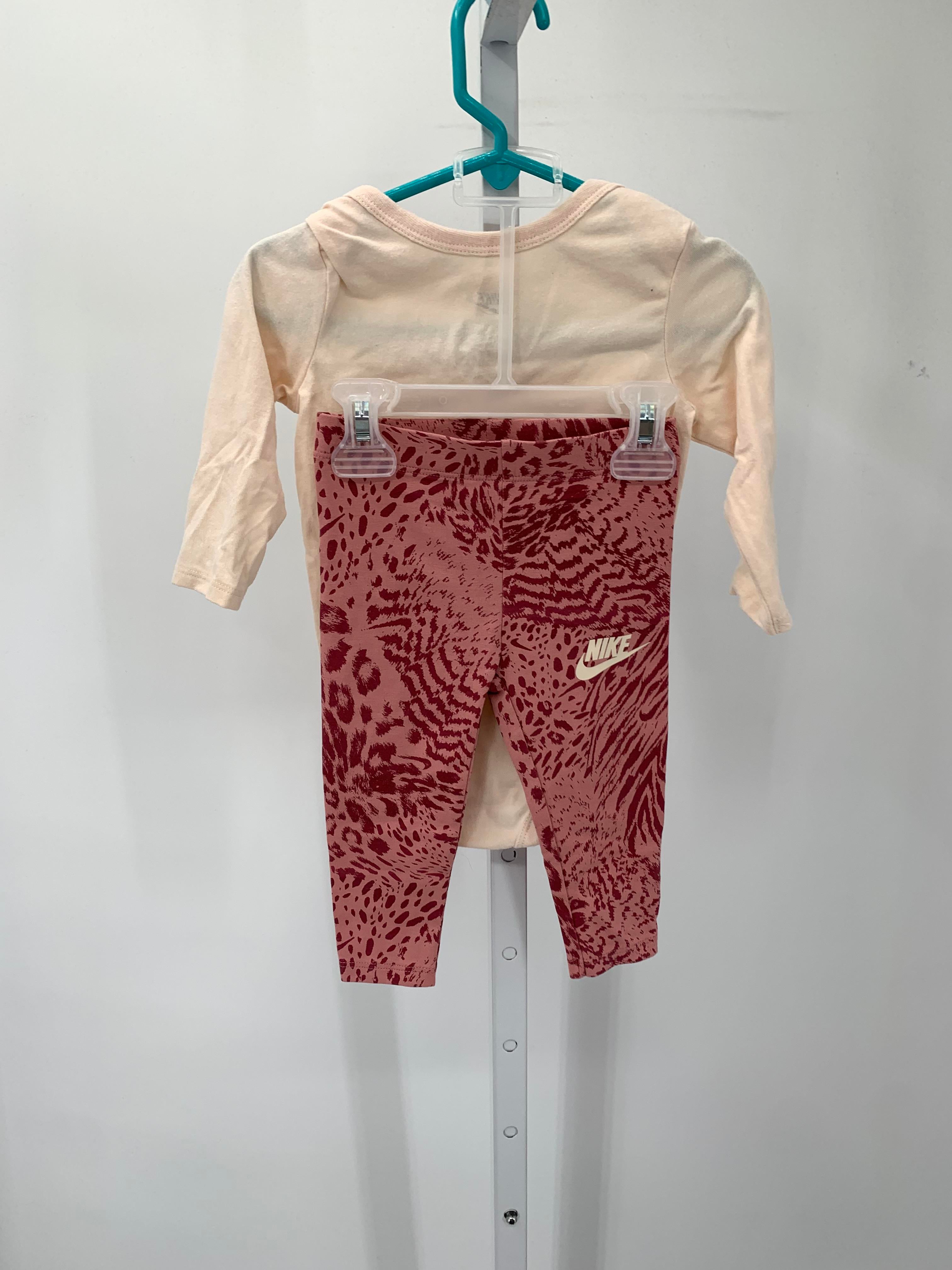 Nike Size 12 Months Girls 2 Pieces