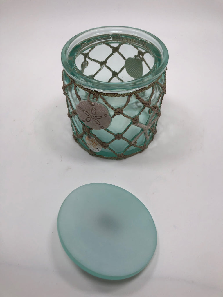TEAL GLASS JAR W/SEASHELLS.